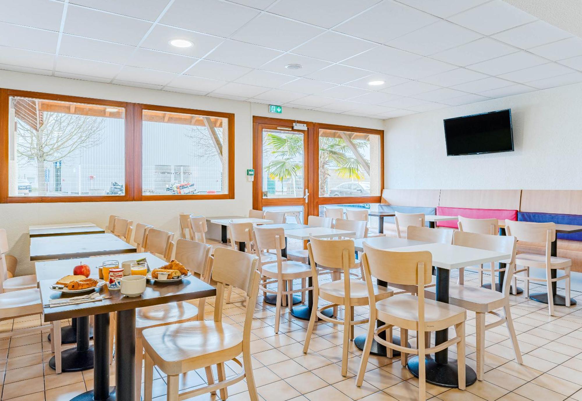 B&B Hotel Châtellerault Exteriér fotografie