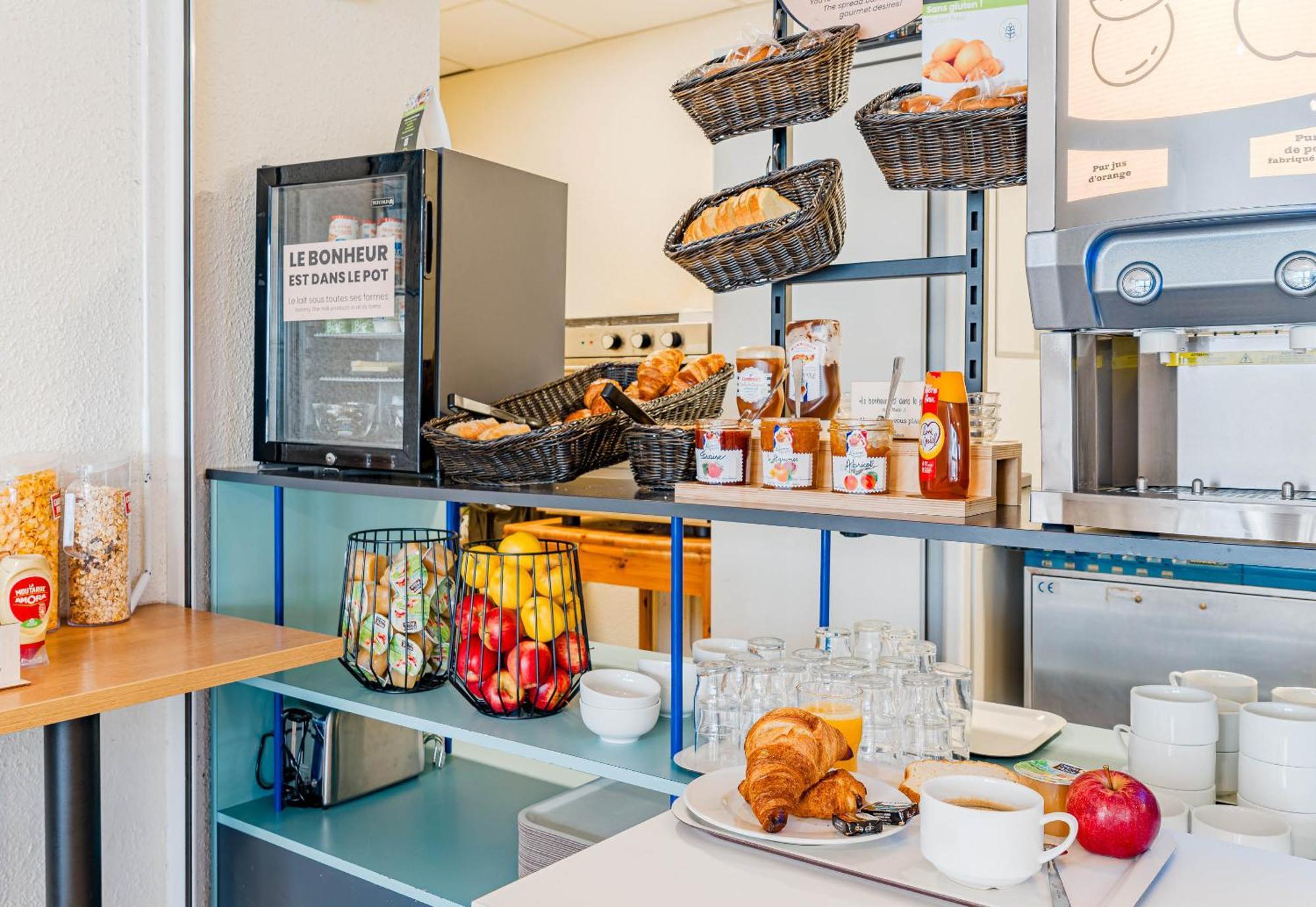 B&B Hotel Châtellerault Exteriér fotografie