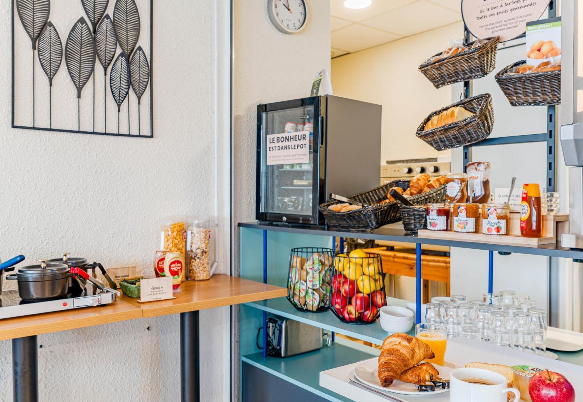 B&B Hotel Châtellerault Exteriér fotografie