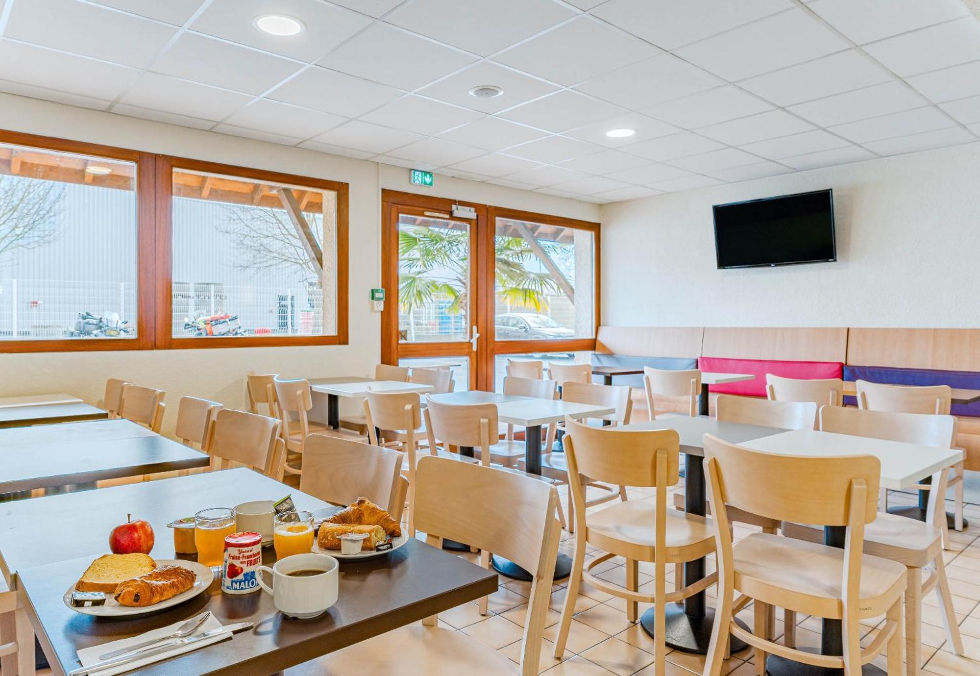 B&B Hotel Châtellerault Exteriér fotografie